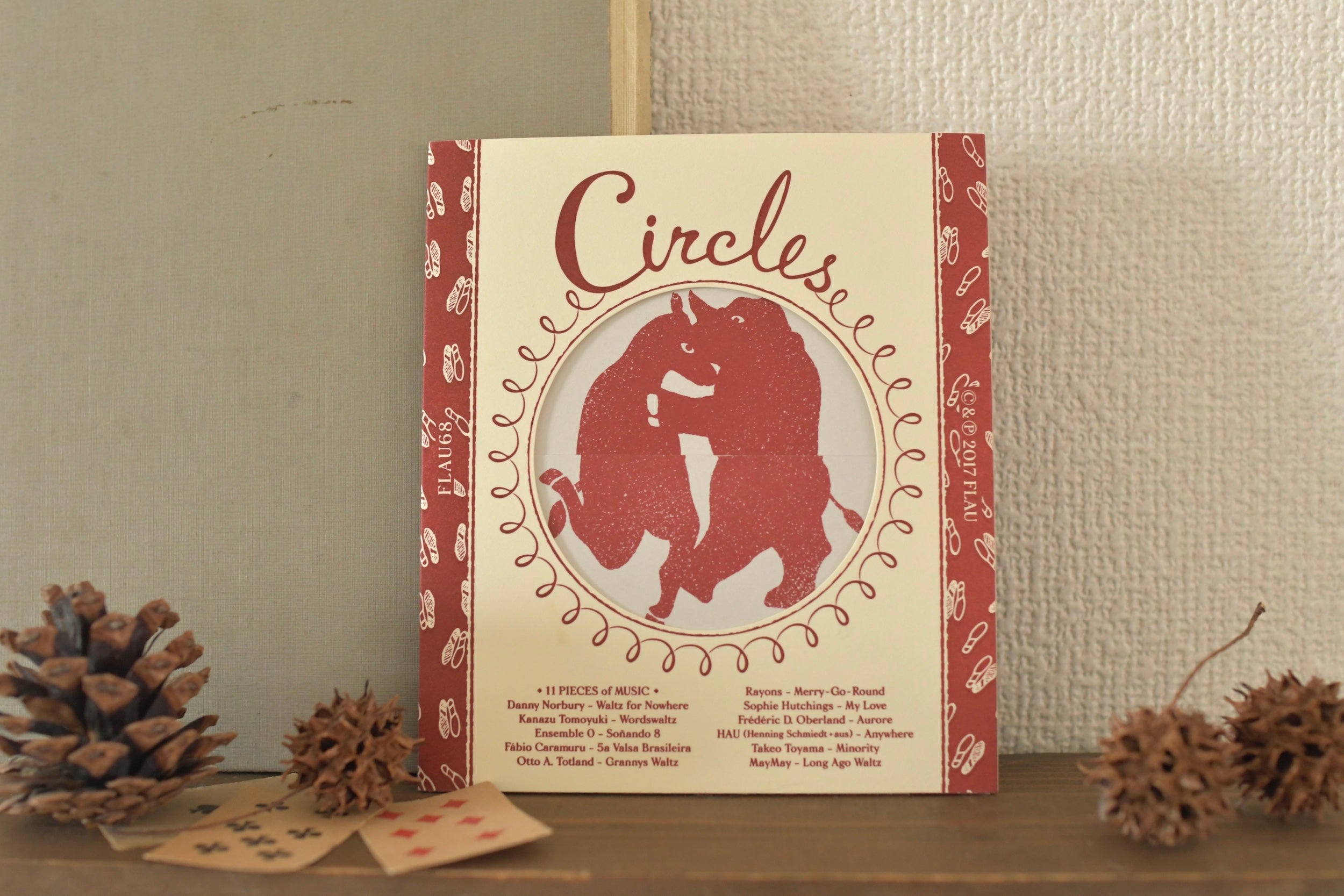 ［WALLFLOWER CATALOGUE］FILE 001. Various Artists “Circles”