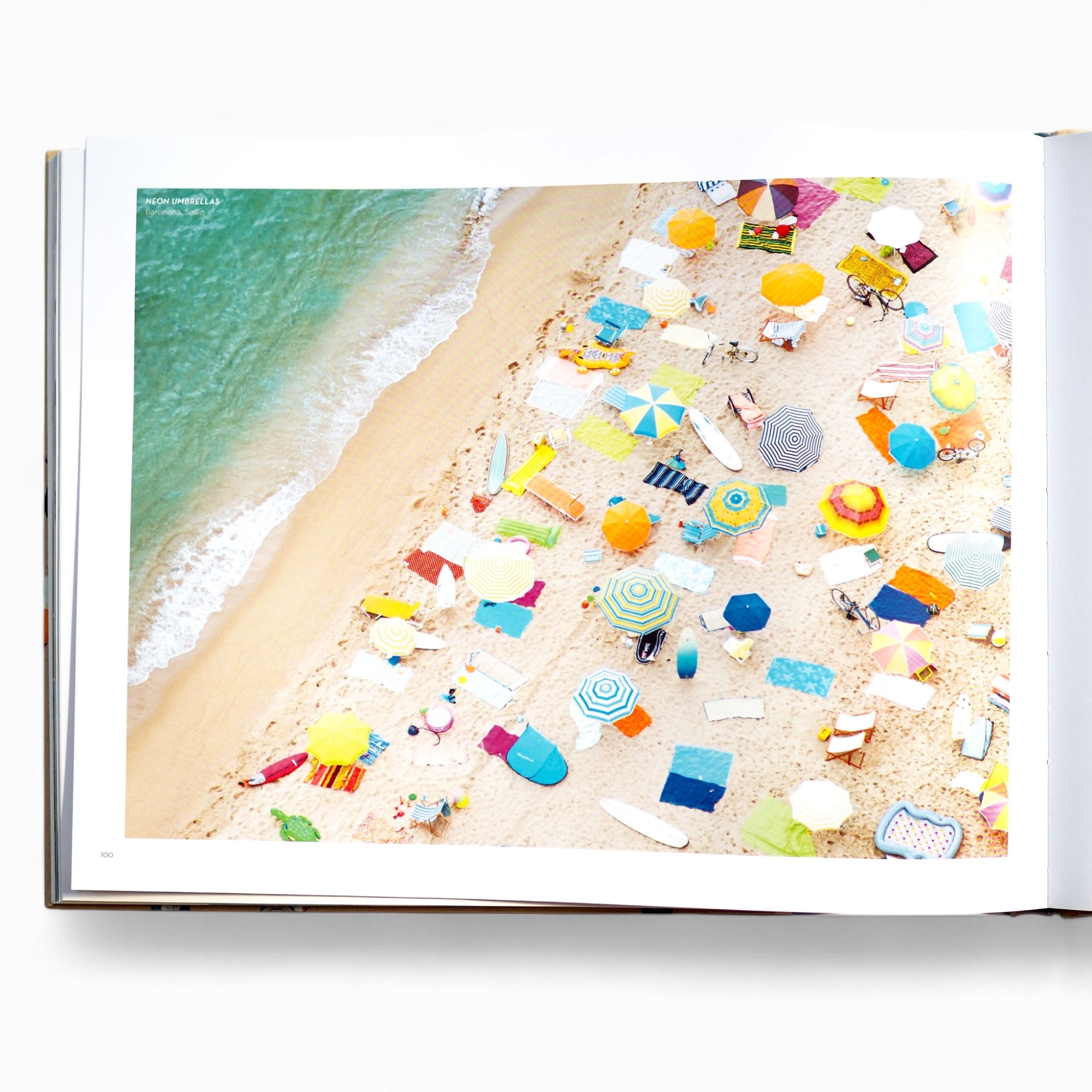 Gray Malin - BEACHES［used］