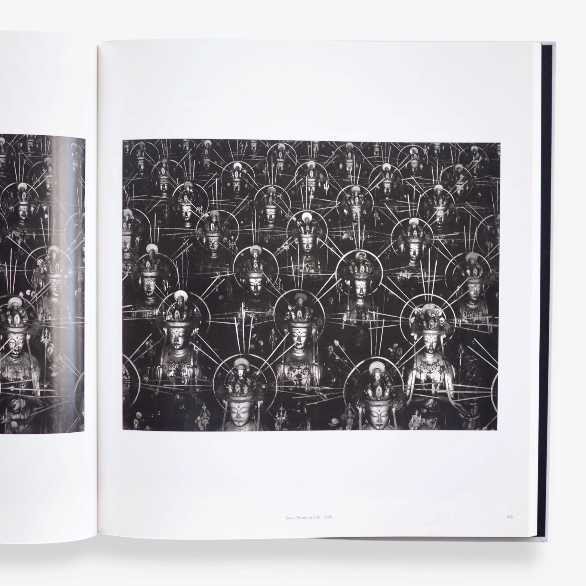 Hiroshi Sugimoto - TIME MACHINE [NEW]