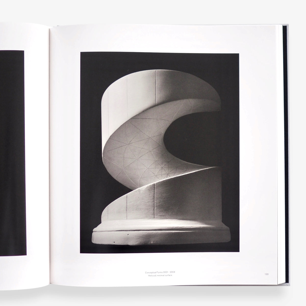 Hiroshi Sugimoto -  TIME MACHINE