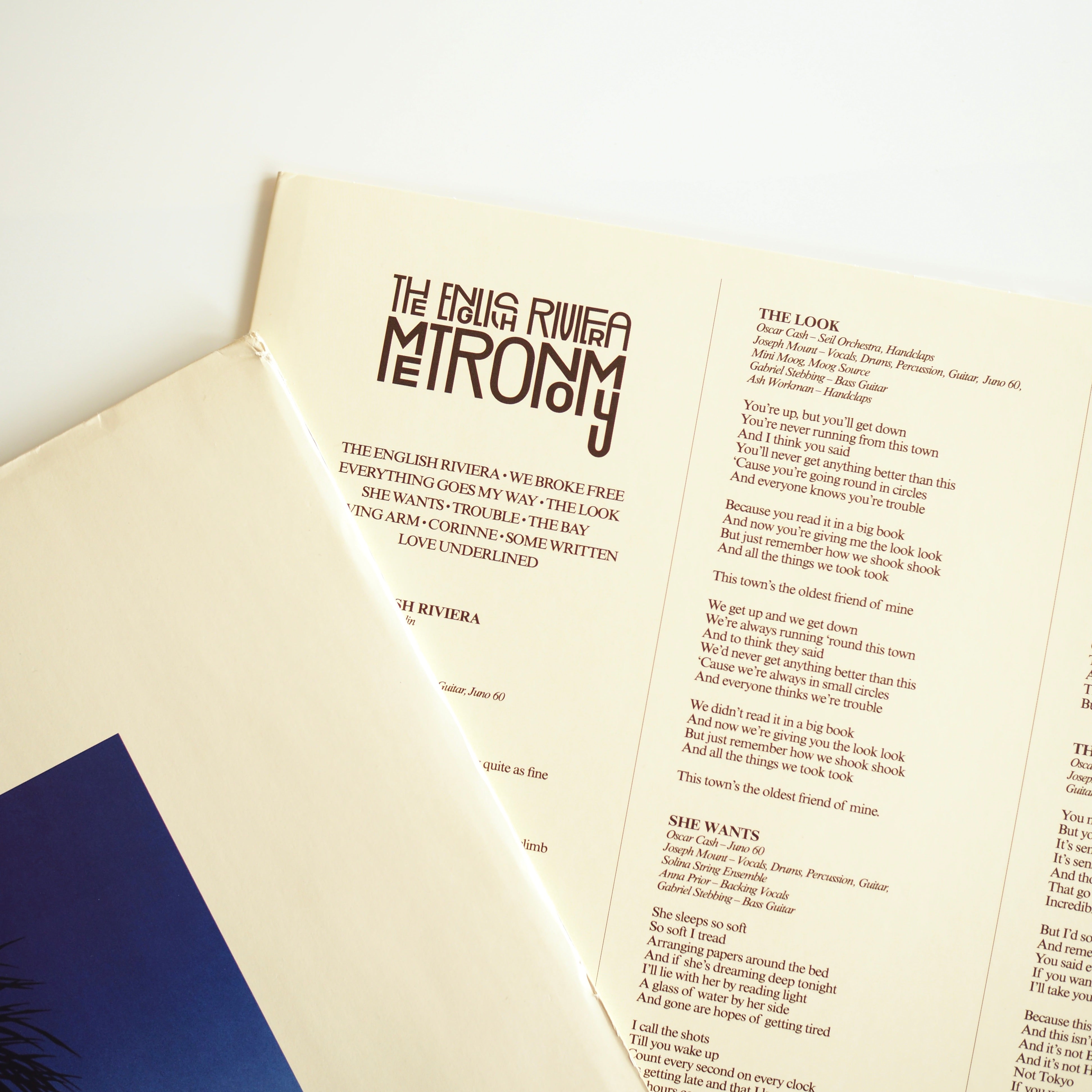 Metronomy – The English Riviera (LP+CD)［used］