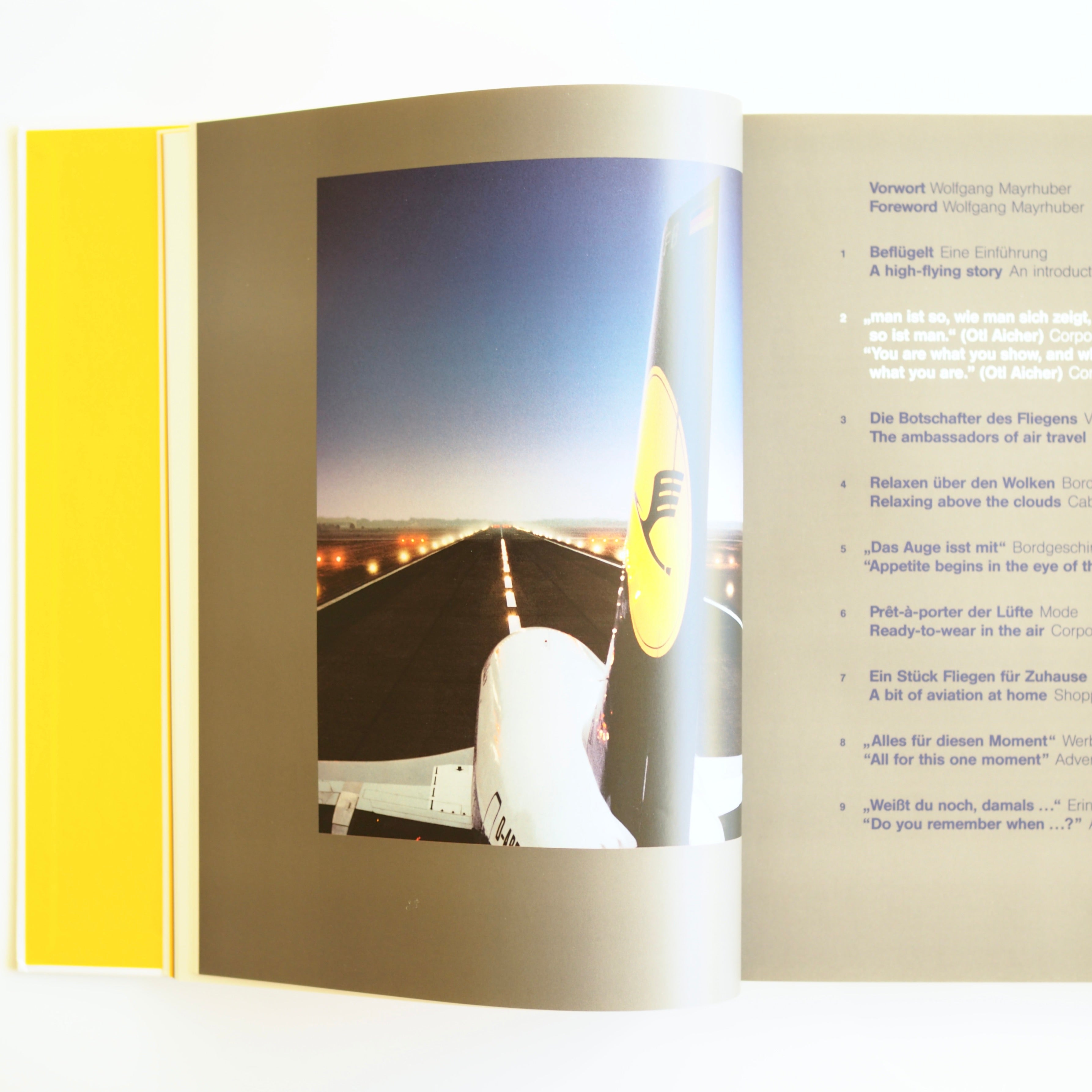 The Wings of the Crane | 50 Years of Lufthansa Design［used］