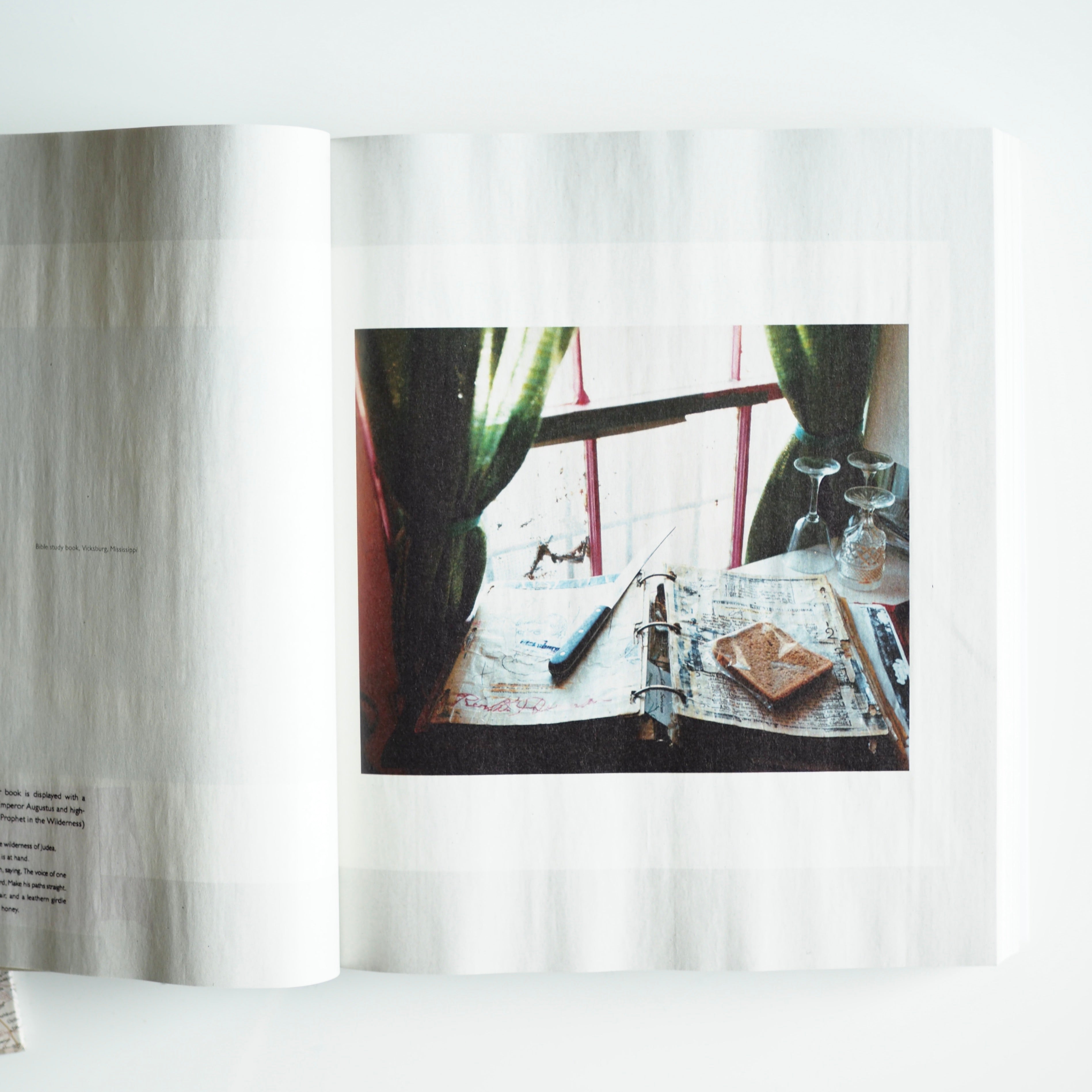 Alec Soth - GATHERED LEAVES ANNOTATED [JAPANESE EDITION / SIGNED / NEW]